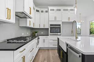 1409 Ethan Cir, Midlothian, TX 76065 - Photo 10