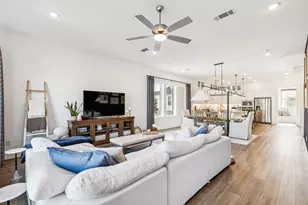 8120 Bromley Dr, Dallas, TX 75231 - Photo 14