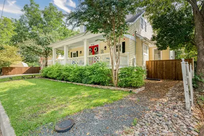 210 Oak Street, McKinney, TX 75069 - Photo 2