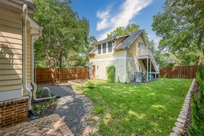 210 Oak Street, McKinney, TX 75069 - Photo 32