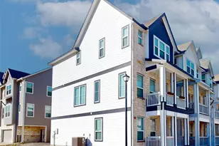 227 Lanyard Dr, Lewisville, TX 75057 - Photo 2