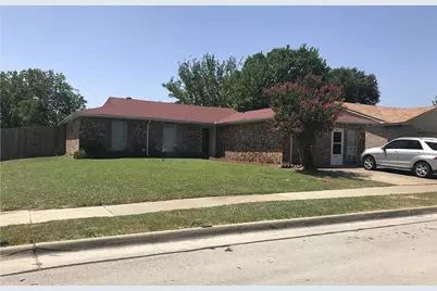 210 Nettletree Street, Arlington, TX 76018 - Photo 1