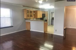 210 Nettletree St, Arlington, TX 76018 - Photo 4