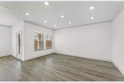 544 Oak Creek Drive, Lavon, TX 75166 - Photo 4