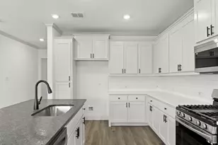 544 Oak Crk Dr, Lavon, TX 75166 - Photo 8