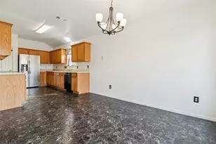 1403 Aviary Dr, DeSoto, TX 75115 - Photo 8