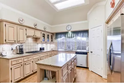 2223 Canyon Trail, Carrollton, TX 75007 - Photo 12