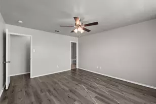 1021 Badger Run, Lancaster, TX 75134 - Photo 14