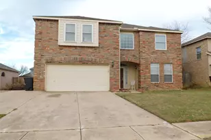 2701 Clark Dr, Corinth, TX 76210 - Photo 2