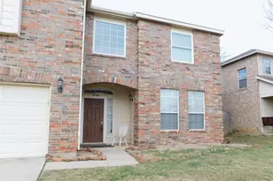 2701 Clark Dr, Corinth, TX 76210 - Photo 4