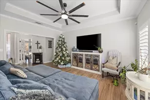 103 Iron Horse Ct, Azle, TX 76020 - Photo 8