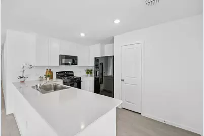 3049 Titan Springs Drive, Fort Worth, TX 76179 - Photo 4