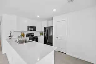 3049 Titan Spgs Dr, Fort Worth, TX 76179 - Photo 4