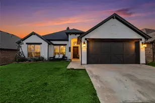 1436 Town Creek Cir, Weatherford, TX 76086 - Photo 1