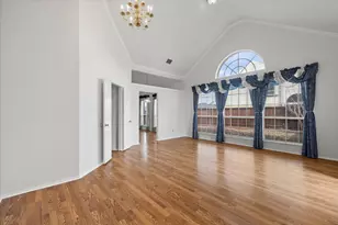 2105 Highwood St, Mesquite, TX 75181 - Photo 6