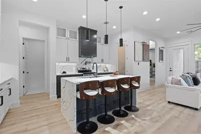 3200 Oak Bourne Drive, Arlington, TX 76016 - Photo 10