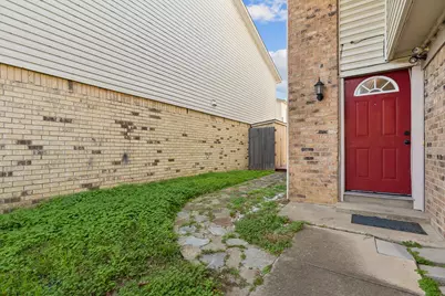 2009 Via Bravo, Carrollton, TX 75006 - Photo 2