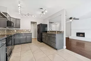 2009 Via Bravo, Carrollton, TX 75006 - Photo 10