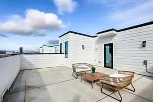 4611 Fairmount St, Dallas, TX 75219 - Photo 2