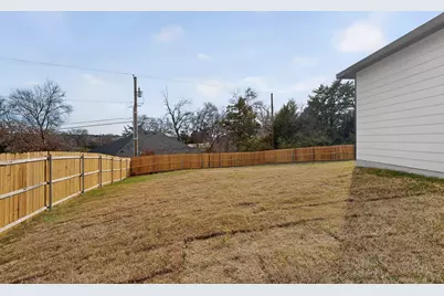 6027 Plum Dale Road, Dallas, TX 75241 - Photo 32