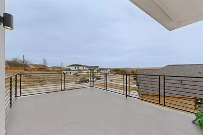 6027 Plum Dale Road, Dallas, TX 75241 - Photo 2