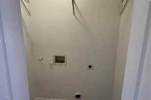 932 E Davis Ave, Fort Worth, TX 76104 - Photo 16