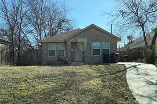 932 E Davis Ave, Fort Worth, TX 76104 - Photo 1