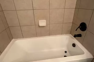 932 E Davis Ave, Fort Worth, TX 76104 - Photo 20