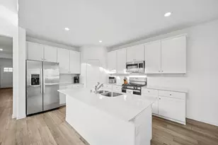 10040 Thornapple Rd, Fort Worth, TX 76179 - Photo 4