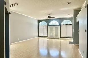 1214 Wagon Wheel Rd, Garland, TX 75040 - Photo 2