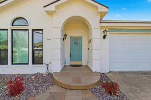 114 Drake Ln, Garland, TX 75043 - Photo 4