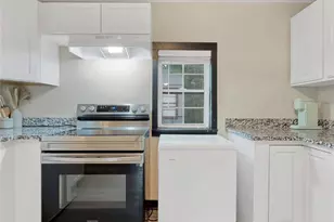 604 S Maple St, Howe, TX 75459 - Photo 6