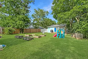 604 S Maple St, Howe, TX 75459 - Photo 14