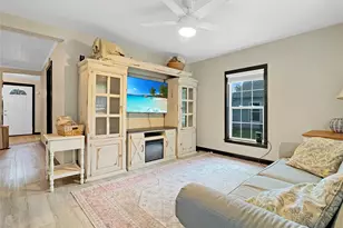 604 S Maple St, Howe, TX 75459 - Photo 2