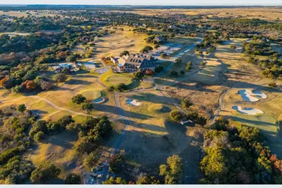 7921 Prestwick Drive, Cleburne, TX 76033 - Photo 8