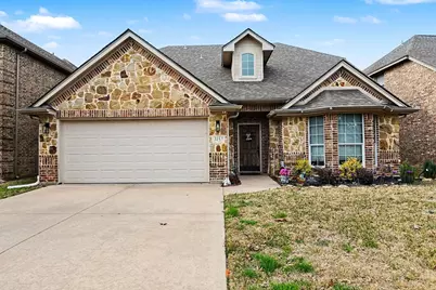 3153 Well Springs Drive, Fort Worth, TX 76053 - Photo 2