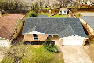 1052 Fox River Ln, Fort Worth, TX 76120 - Photo 32