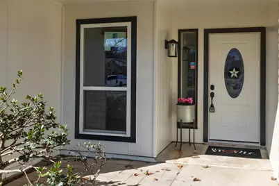 1052 Fox River Lane, Fort Worth, TX 76120 - Photo 4