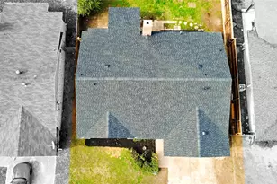 1052 Fox River Ln, Fort Worth, TX 76120 - Photo 34