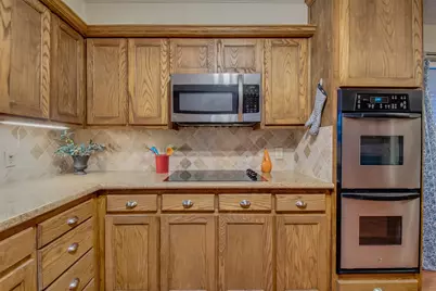 5718 Sagebrush Trail, Arlington, TX 76017 - Photo 12