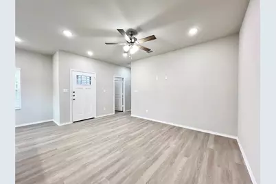 3501 E Renfro Street #416, Burleson, TX 76028 - Photo 14