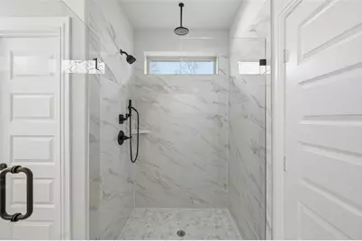 1508 E 6th Avenue, Corsicana, TX 75110 - Photo 16