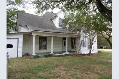 211 W Purdom Avenue, Alvarado, TX 76009 - Photo 1