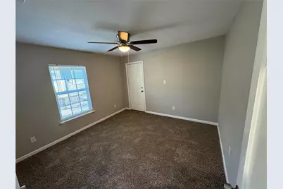 3916 Carnation Avenue, Haltom City, TX 76111 - Photo 10