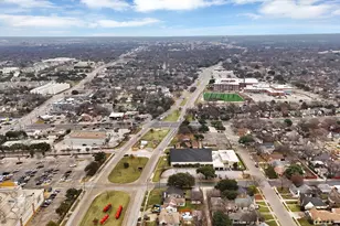 2510 W Jefferson Blvd, Dallas, TX 75211 - Photo 10
