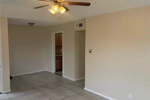 508 Matt Ln, Arlington, TX 76012 - Photo 4