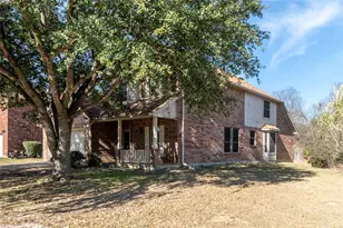 4921 Kingfisher Ln, Mesquite, TX 75181 - Photo 2