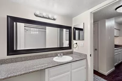 9611 Walnut Street #1105, Dallas, TX 75243 - Photo 16