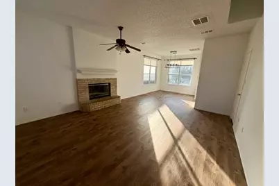 3017 Green Vista Court, Grand Prairie, TX 75052 - Photo 2