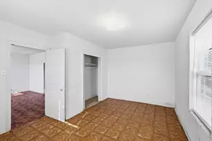 953 E Lowden St, Fort Worth, TX 76104 - Photo 6